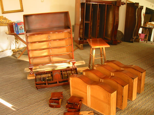 BelkDesk28